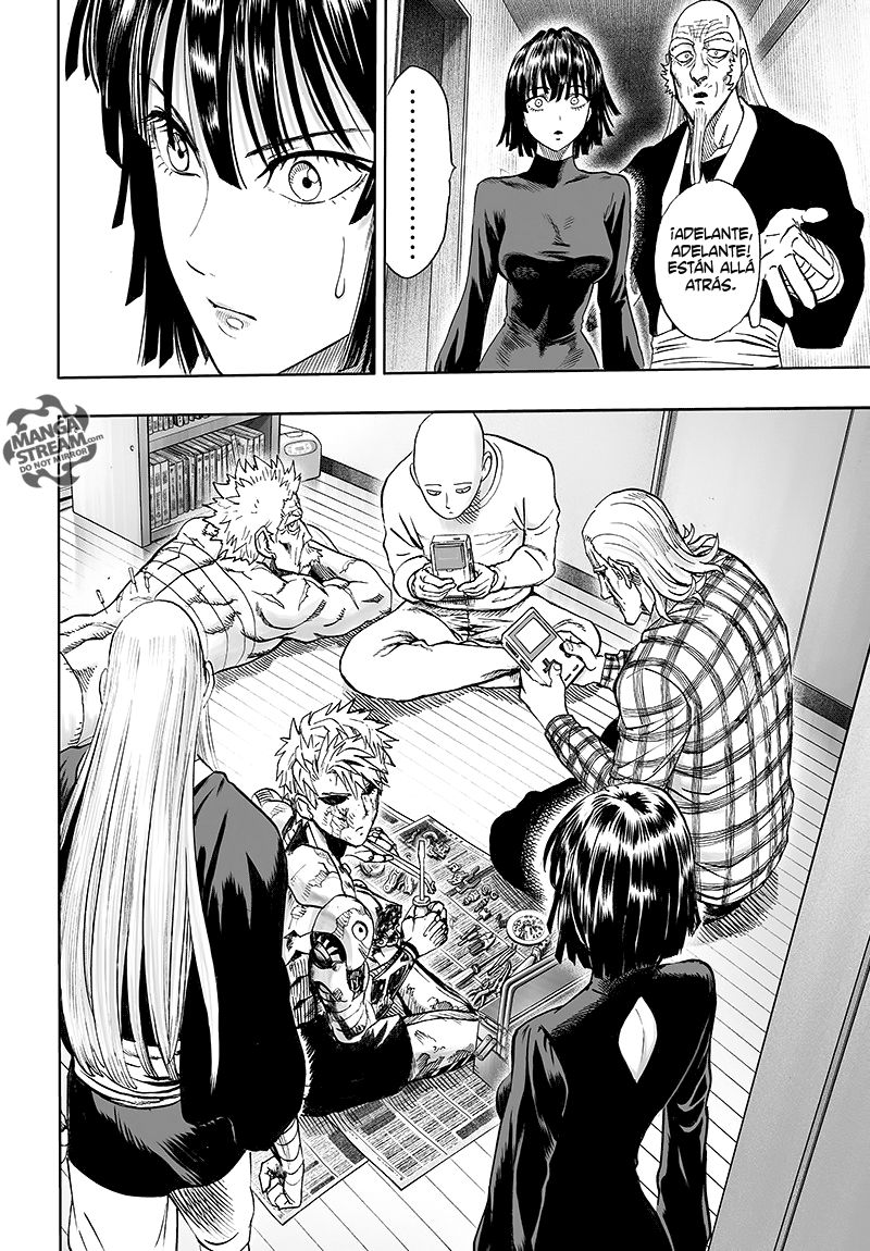 Read One Punch-Man ES Manga Online